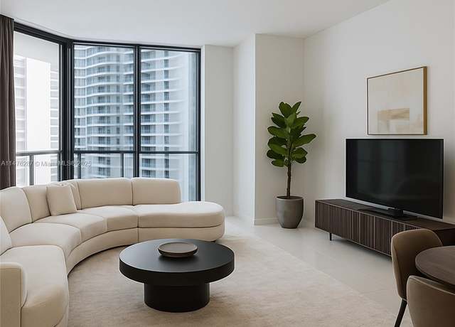 Property at 851 NE 1st Ave #3105, Miami, FL 33132, 2 beds, 2 baths