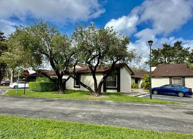 Property at 14925 SW 48th Ter Unit 20H, Miami, FL 33185, 2 beds, 2 baths