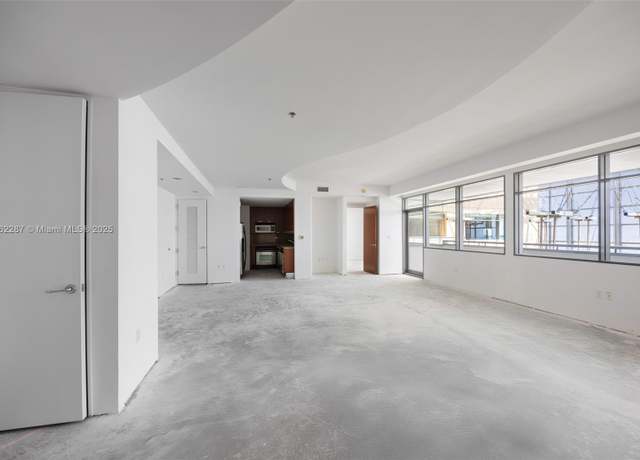 Property at 1395 Brickell Ave #3408, Miami, FL 33131, 2 beds, 2.5 baths