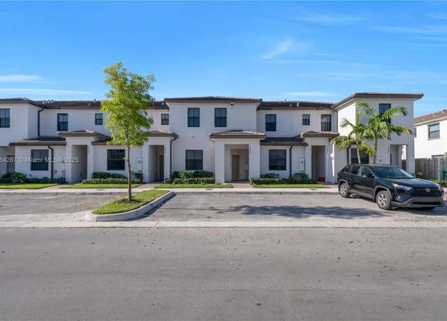 Property at 12960 SW 232nd Ln, Homestead, FL 33032, 3 beds, 2.5 baths