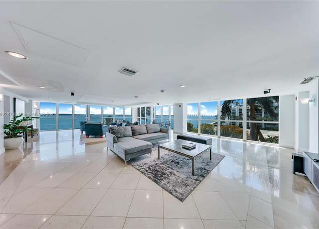 Property at 1155 Brickell Bay Dr #1210, Miami, FL 33131, 2 beds, 2 baths
