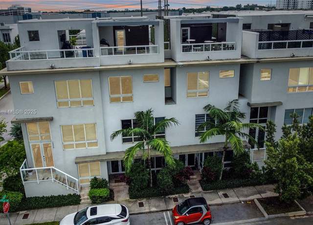 Property at 10336 NW 64th St Unit ., Doral, FL 33178, 4 beds, 4 baths
