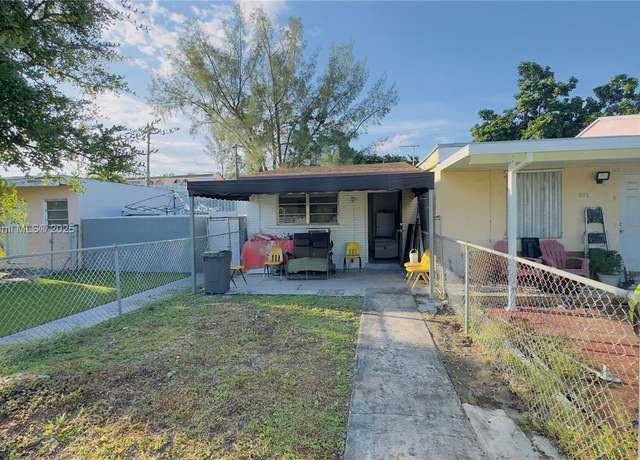 Property at 509 E 21st St, Hialeah, FL 33013, 2 beds, 2 baths