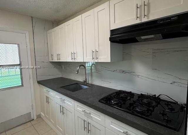 Property at 70 NE 202nd Ter Unit T7, Miami Gardens, FL 33179, 2 beds, 2 baths