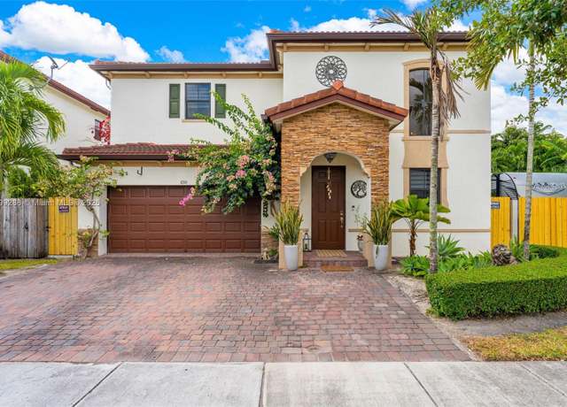 Property at 655 SE 37th Ter, Homestead, FL 33033, 4 beds, 3 baths