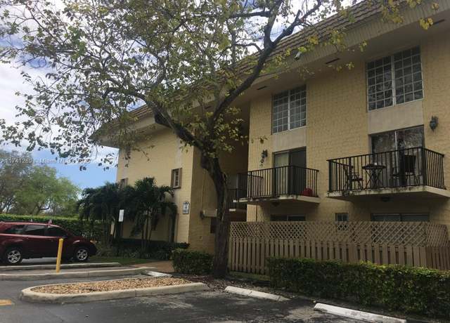 Property at 8600 SW 109th Ave Unit 4-216, Miami, FL 33173, 1 bed, 1.5 baths