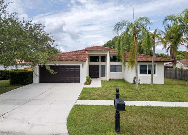 Property at 581 SW 169th Way, Weston, FL 33326, 3 beds, 2 baths