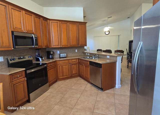 Property at 1640 NE 37th Ave, Homestead, FL 33033, 3 beds, 2 baths