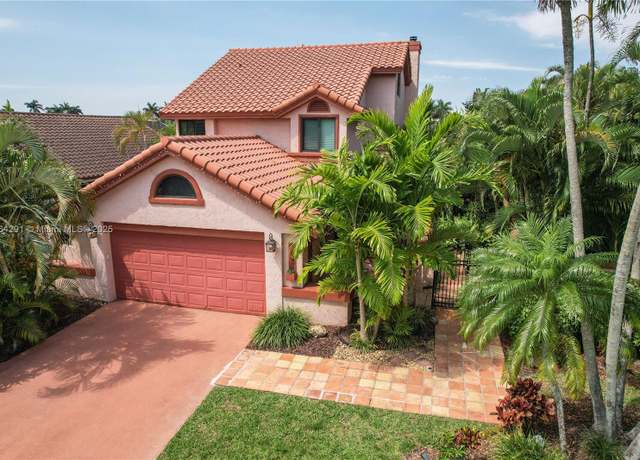 Property at 3851 NW 7th Pl, Deerfield Beach, FL 33442, 3 beds, 2.5 baths