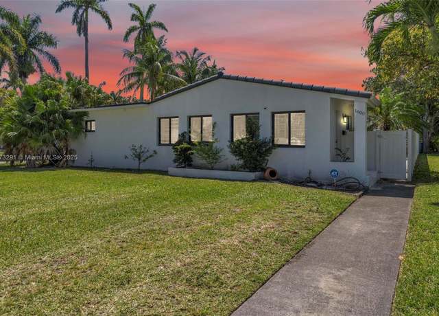 Property at 1600 Mayo St, Hollywood, FL 33020, 3 beds, 3 baths