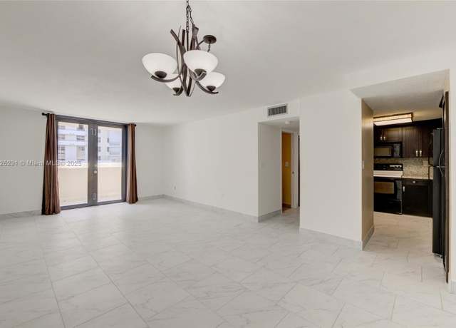 Property at 1621 Collins Ave #708, Miami Beach, FL 33139, 1 bed, 1.5 baths