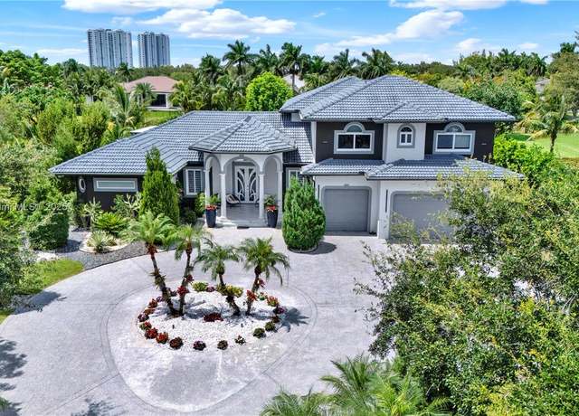 Property at 12301 NW 18th St, Plantation, FL 33323, 5 beds, 4.5 baths