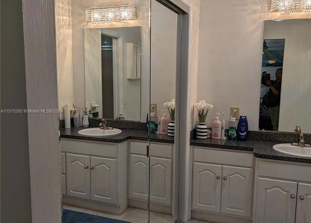 Property at Undisclosed address, Lauderdale Lakes, FL 33319, 2 beds, 2 baths