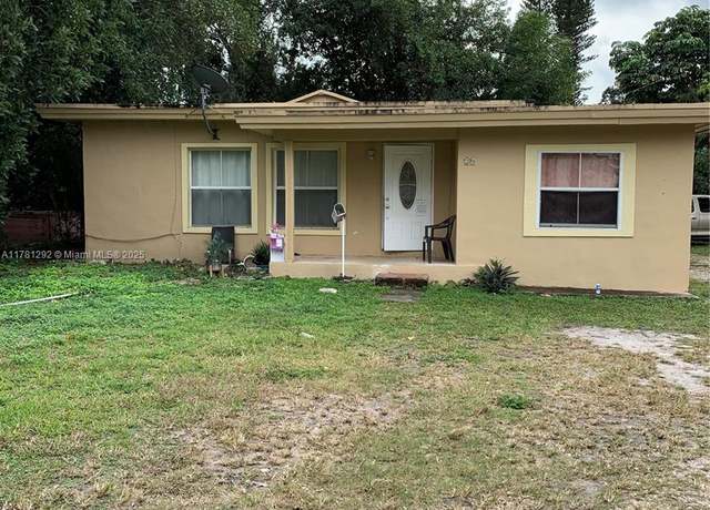 Property at 20 NE 118th St, Miami, FL 33161, 3 beds, 3 baths