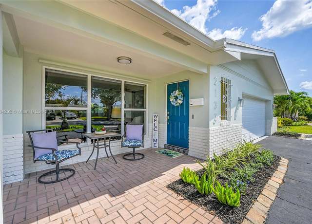 Property at 2133 NE 63rd Ct, Fort Lauderdale, FL 33308, 3 beds, 2 baths