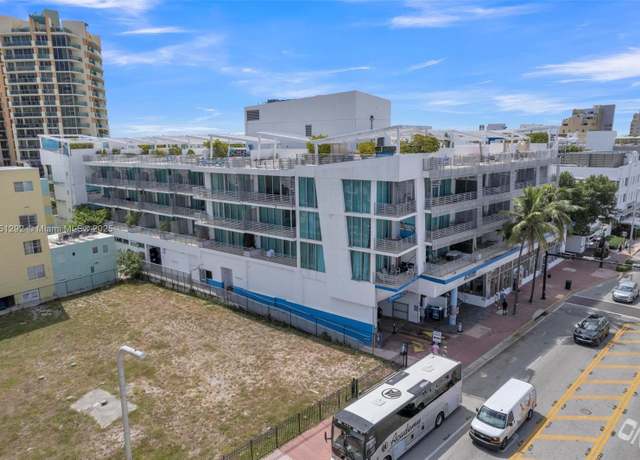 Property at 1437 Collins Ave Ph 18, Miami Beach, FL 33139, 1.5 baths