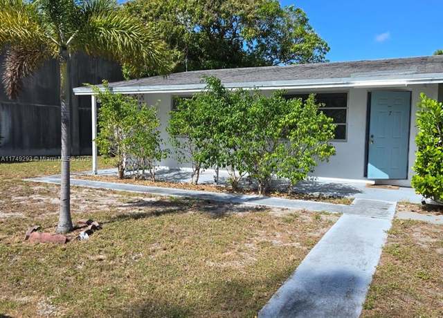 Property at 803 Ridge Rd #7, Lantana, FL 33462, 2 beds, 1 bath