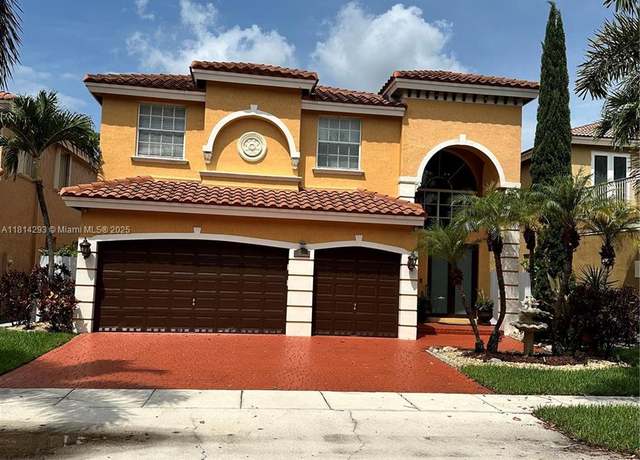 Property at 5320 SW 130th Ter, Miramar, FL 33027, 5 beds, 3 baths