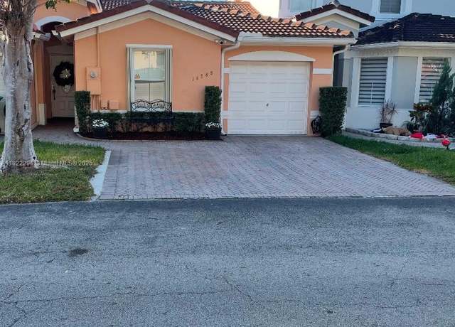 Property at 16388 SW 47th Ter, Miami, FL 33185, 2 beds, 2 baths