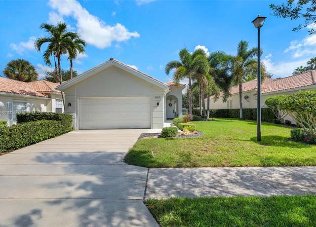 Property at 4605 Hammock Cir, Delray Beach, FL 33445, 3 beds, 2 baths