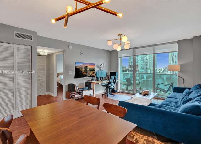 Property at 31 SE 5th St #1505, Miami, FL 33131, 1 bed, 1 bath