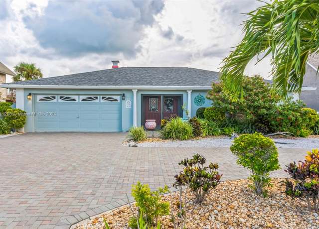 Property at 8042 Brighton Dr, New Port Richey, FL 34668, 3 beds, 2 baths