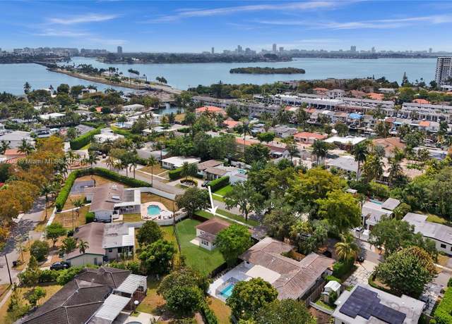 Property at 2125 Alamanda Dr, North Miami, FL 33181, 3 beds, 2 baths