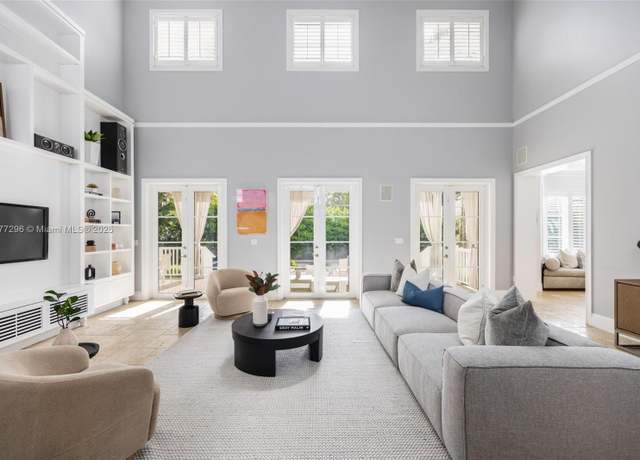 Property at 11725 SW 69th Ct, Pinecrest, FL 33156, 6 beds, 6.5 baths