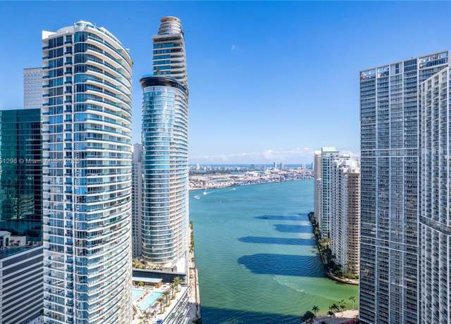 Property at 200 Biscayne Boulevard Way #3207, Miami, FL 33131, 2 beds, 2.5 baths