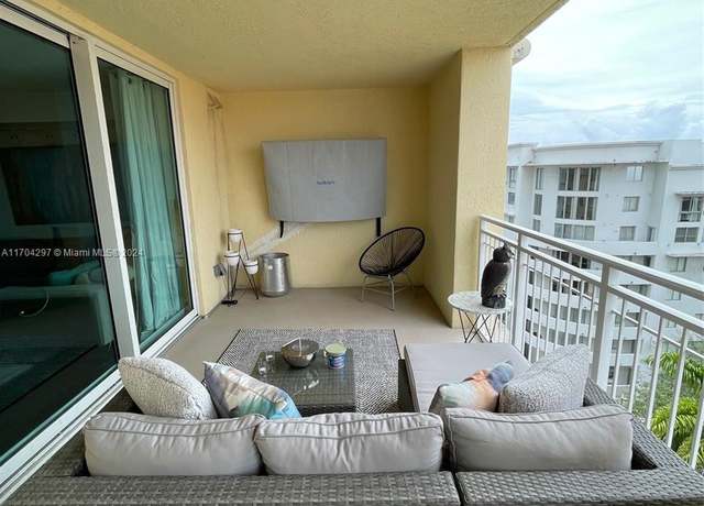 Property at 7350 SW 89th St Unit 817S, Miami, FL 33156, 1 bed, 1 bath