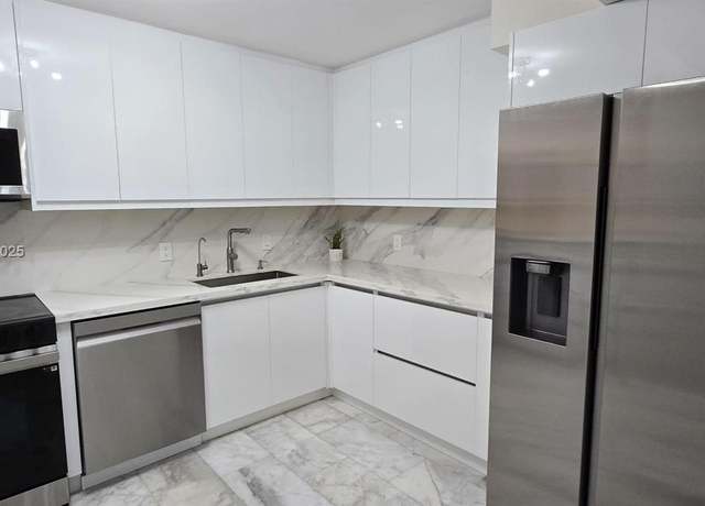 Property at 2401 S Ocean Dr #405, Hollywood, FL 33019, 2 beds, 2 baths