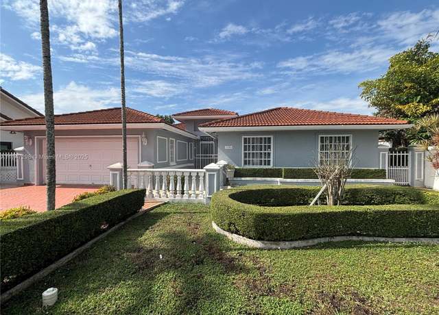 Property at 1994 SW 142nd Ct, Miami, FL 33175, 4 beds, 3 baths