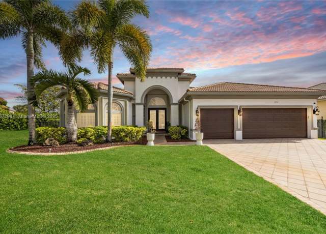 Property at 2974 W Fontana Ct, Royal Palm Beach, FL 33411, 4 beds, 3 baths