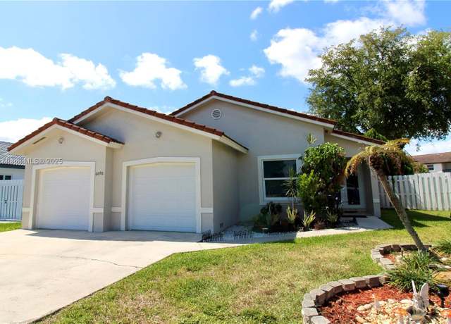 Property at 6090 NW 179th Ter, Hialeah, FL 33015, 3 beds, 2 baths