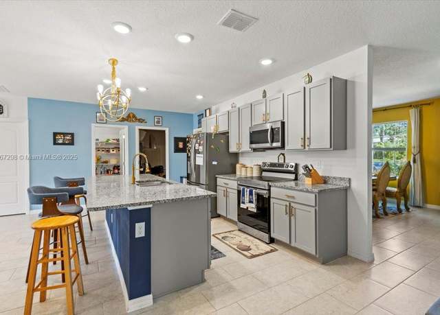 Property at 8865 100th Ct, Vero Beach, FL 32967, 4 beds, 2 baths