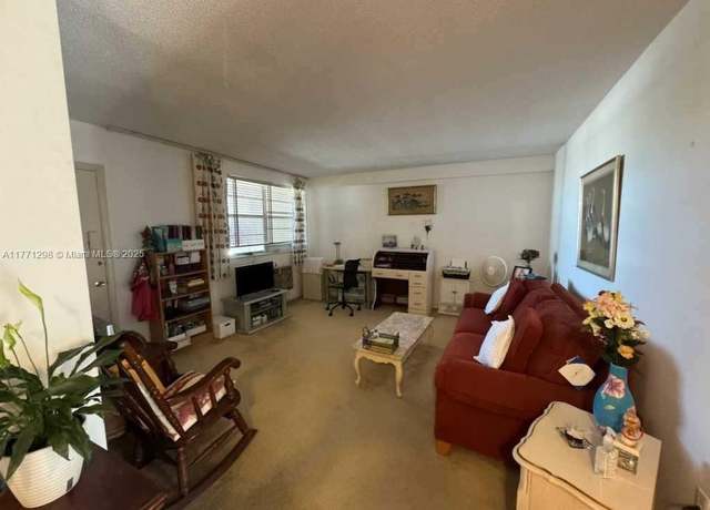 Property at 16750 NE 14th Ave #211, Miami, FL 33162, 1 bed, 1 bath