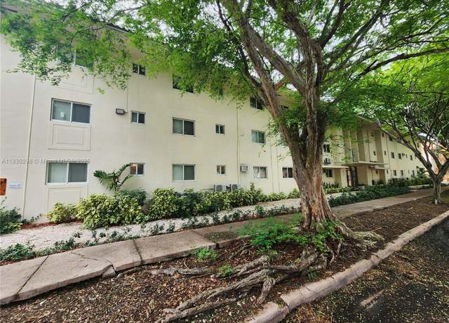 Property at 1014 Salzedo St #304, Coral Gables, FL 33134, 1 bed, 1 bath