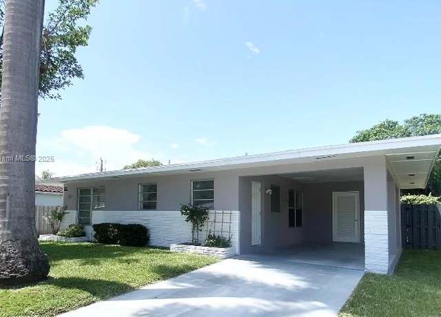 Property at 1005 NE 2nd St, Hallandale Beach, FL 33009, 6 beds, 6 baths