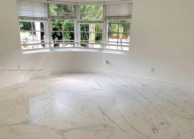 Property at 1000 Meridian Ave #23, Miami Beach, FL 33139, 1 bed, 1 bath