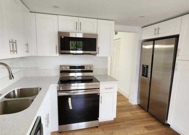 Property at 10772 N Kendall Dr Unit G6, Miami, FL 33176, 3 beds, 2 baths