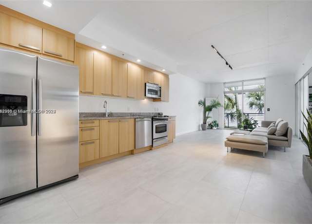 Property at 2001 Meridian Ave #327, Miami Beach, FL 33139, 1 bed, 1.5 baths