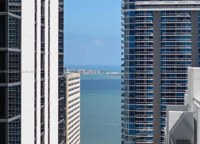 Property at 1000 Brickell Plz #3703, Miami, FL 33131, 1 bed, 1.5 baths