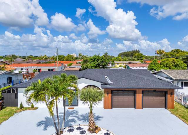 Property at 4660 W 8th Pl, Hialeah, FL 33012, 3 beds, 2 baths