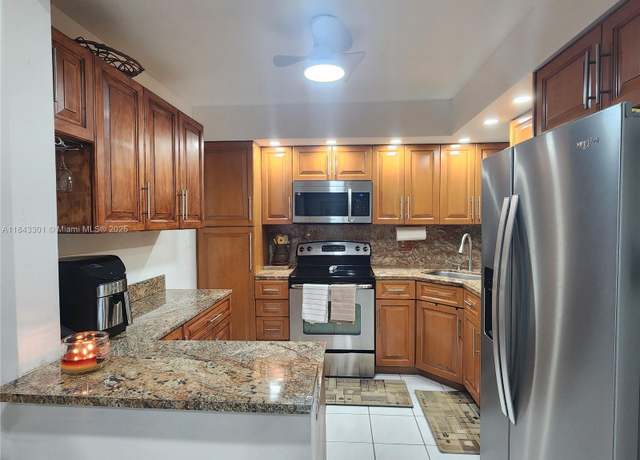 Property at 4129 S Carambola Cir S #2130, Coconut Creek, FL 33066, 3 beds, 2 baths