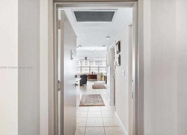 Property at 1160 N Federal Hwy #520, Fort Lauderdale, FL 33304, 1 bed, 1.5 baths