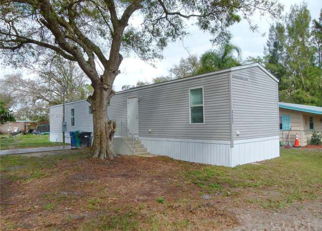 Property at 4483 SE 23rd Ct, Okeechobee, FL 34974, 3 beds, 2 baths