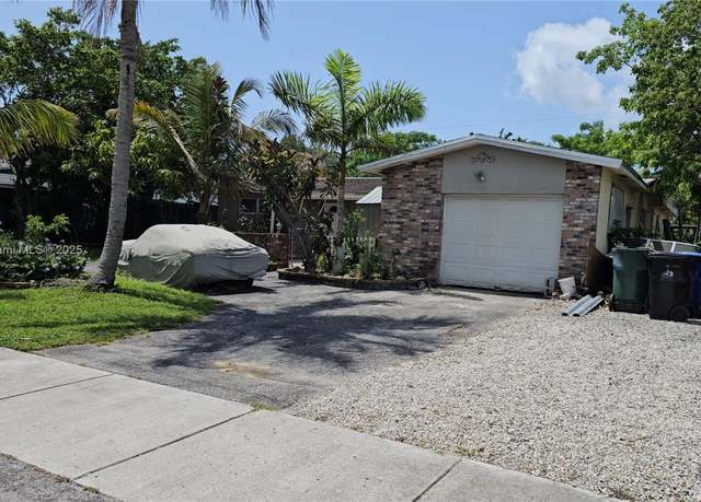 Property at 3390 SW 15th Ct, Fort Lauderdale, FL 33312, 2 beds, 2 baths