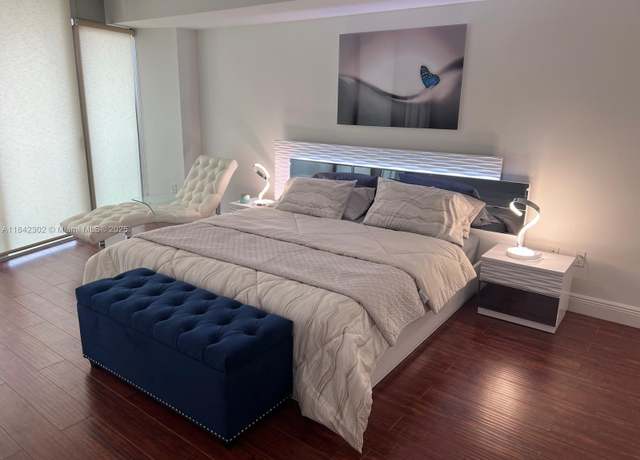 Property at 495 Brickell Ave #2707, Miami, FL 33131, 1 bed, 1 bath