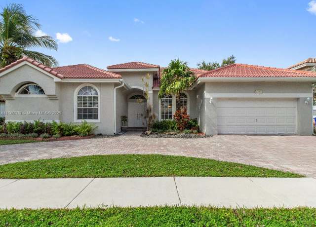 Property at 2130 NW 127th Ave, Pembroke Pines, FL 33028, 5 beds, 2.5 baths