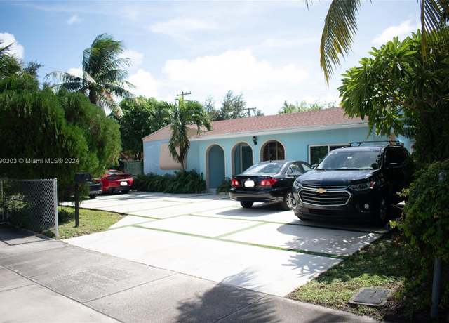 Property at 2206 Washington St, Hollywood, FL 33020, 4 beds, 2 baths